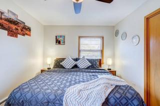 Luxury Artistic Condo Historic Location - Elmwood Park - 2