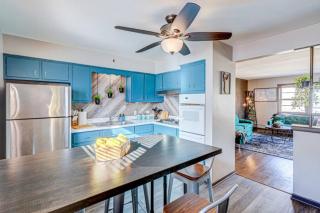Top Rated Luxury 2BR Condo Historic Location - Elmwood Park - 8
