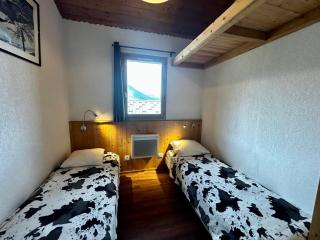 Appartement duplex 8 pers. avec balcon Sud-Ouest, proche pistes et commerces, 4 chambres, 65m² - FR-1-452-94 - Les Menuires - 5
