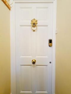 Hotel boutique style studio with Kitchen, Huge Shower, King bed - Londra - 2