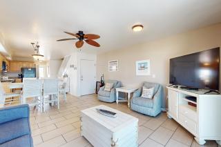 The Breeze by Meyer Vacation Rentals - Gulf Shores - 3