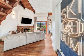 Ski Town Chalet - 5