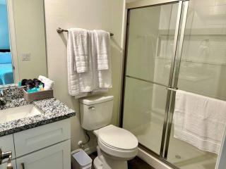Brand New With Heated Pool Ideal for 2 Families - Cape Coral - 6