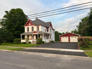 Riverfront home in deposit - Deposit - 0