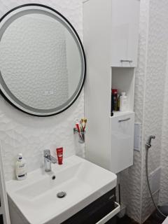 Grey House - Bucareste - 4