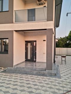 Grey House - Bucarest - 6