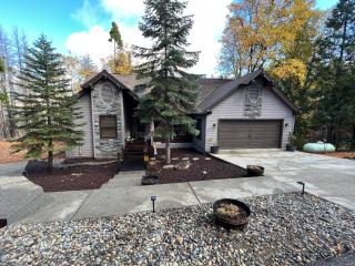Creekside Cabin - Pup-friendly With Ac - 4