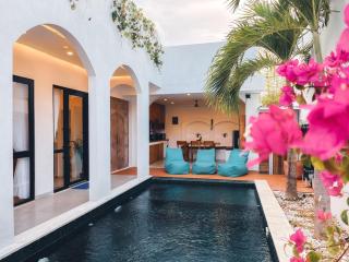 Villa Paros 3BR Greek Island Villa in Seminyak - Seminyak - 3