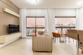 Apartamento Finamente Mobiliado com Área de Lazer e Vista Mar - Bombinhas - 9