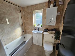 3 bed house in Gloucester near to city centre - 7