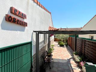 Casa Ozcoidi, acogedor alojamiento con jardín y piscina en el centro de Navarra - 8