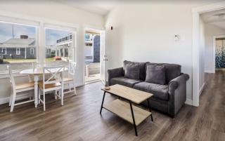 Serene Condo for Cozy Cape Getaway - 3