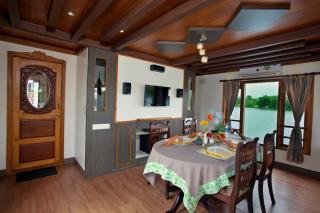 Abad Premium House Boat - Kumarakom - 1