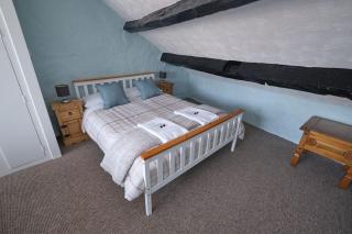 Olivia Cottage - a Home From Home by the Sea - Morecambe - 4