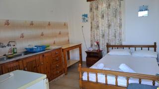 Christina Rooms No3 - Palaiochóra - 9