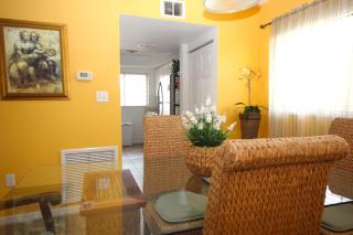 Charming Sea Winds Villa Near Crescent Beach on Siesta Key - Siesta Key - 5