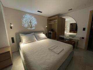 Elements of Diros - Pyrgos Dirou - 5