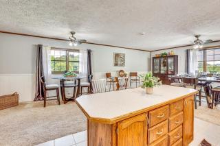 Spacious Ohio Family Home on 5-Acre Property! - 1