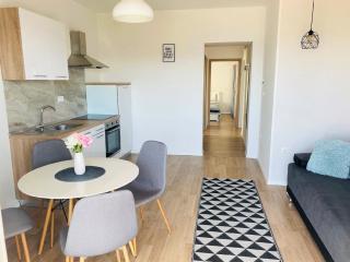 Modern und geschmackvoll eingerichtete Ferienwohnung mit Grillplatz auf dem privatem Sonnenbalkon - 9