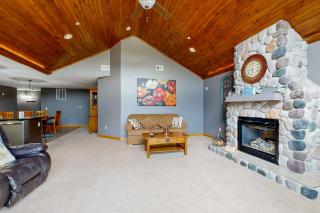 Sunset Condominiums: The View - 7