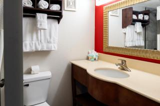 American Inn & Suites - Ferndale - 1