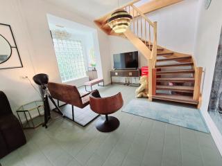 Duplex Apartment Ullstein- 4 Bedrooms, 2 bathrooms, living room, 2 parking spaces, Boxspringbeds, Family & Business apartment! - Berlino - 9
