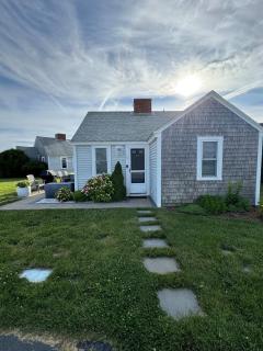 Charming Cottage with Amazing Views - 1