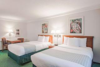 La Quinta Inn by Wyndham Indianapolis Airport Lynhurst - Indianápolis - 2