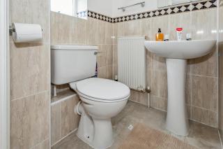 Urban Oasis - Modern 2B-2B Retreat Near Nature - Enfield Lock - 5