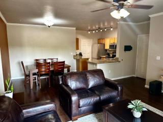 Comfy 2 bed 2 bath Phoenix Paradise with Pool and Gym - Phoenix - 6