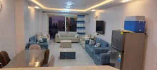 شقه فندقيه علي البحر مباشر - Hurghada - 1