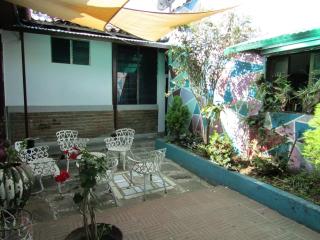 Casa Vieja Guest House - Santa Ana - 1