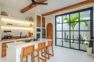 Casa Mochi - Masterpiece Mediterranean 3BR Villa in Canggu - Canggu - 7