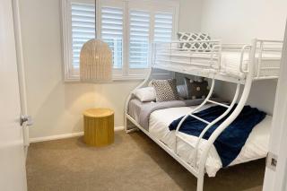 Brand new 4 bedroom home with Golf Views - Yarrawonga - 4