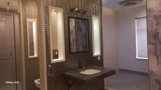 One Kanal luxury Furnished House - Lahore - 5
