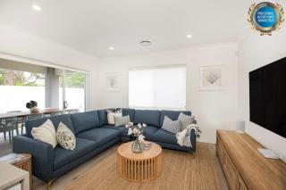 The Coast Beach - Pet Friendly - 2 Mins Walk to Bay - Callala Bay - 8