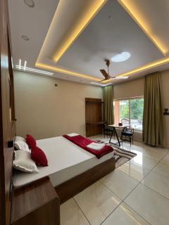 Fab Valley Homestay - Munnar - 5