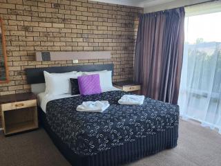 Toowoomba Caravan Park - 1