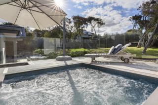 Cambridge Gardens - Sorrento Resort Style Luxury with Gas Heated Pool & Spa - Sorrento - 9