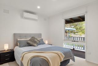 Retreat on Red Rocks - 4