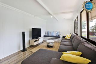 The Relax Shack - Pet Friendly - 8 Mins Walk to Beach - Culburra Beach - 9