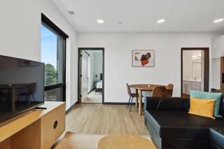 CozySuites on Mass with garage parking #11 - 8