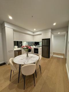 Sydney Private Home - Bankstown - 1