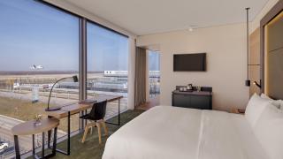 Hilton Munich Airport - 1