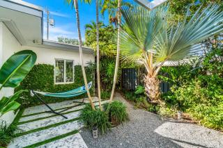 Steps to Beach Heated Pool 2 Houses together Sugar Key RESlDENCES - Fort Lauderdale - 3