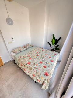 Cisne By Nest Hostel - San Antonio - 1