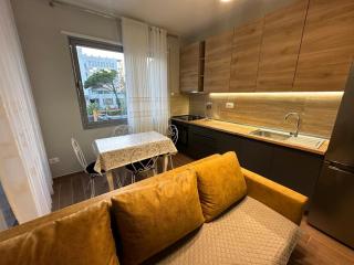 I&S Apartment 6 - Golem - 1