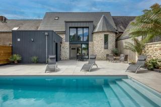 Le Logis de la Pierre Bleue - Maison avec piscine - Férel - 0