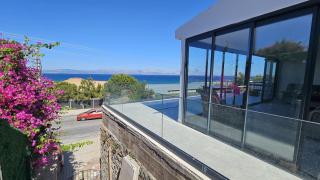 Çeşmede Denize Sıfır Villa - Çeşme - 4