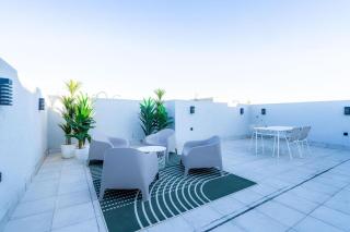 Luxurious two-bedroom Apartment Alqerwan - 6